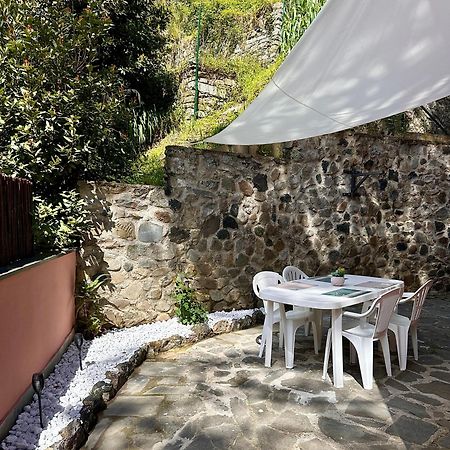 Terrace & Parking - Holiday Home Near Fegina Beach 蒙特罗索阿尔马雷 外观 照片