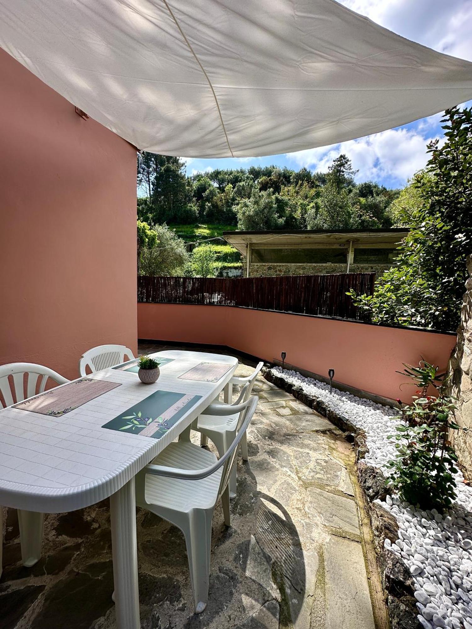 Terrace & Parking - Holiday Home Near Fegina Beach 蒙特罗索阿尔马雷 外观 照片