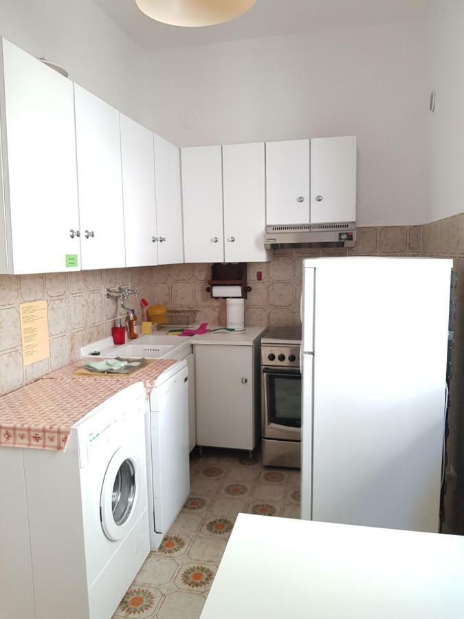 Terrace & Parking - Holiday Home Near Fegina Beach 蒙特罗索阿尔马雷 外观 照片