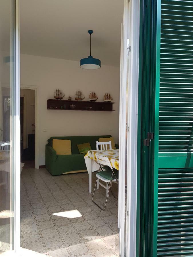 Terrace & Parking - Holiday Home Near Fegina Beach 蒙特罗索阿尔马雷 外观 照片